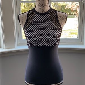 Workout 🏋️‍♀️ top